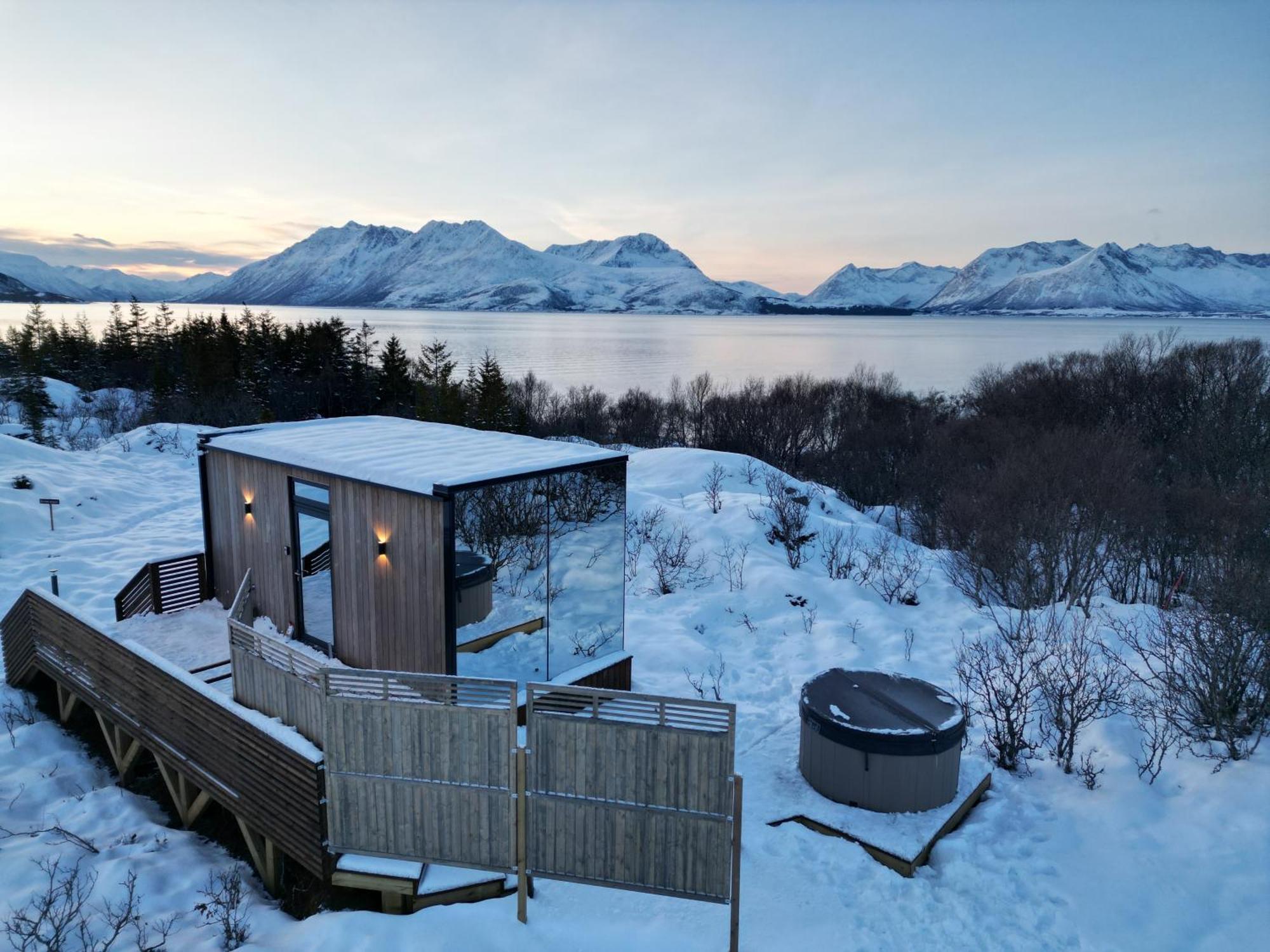 Wonderinn Arctic Utstrand Exteriér fotografie