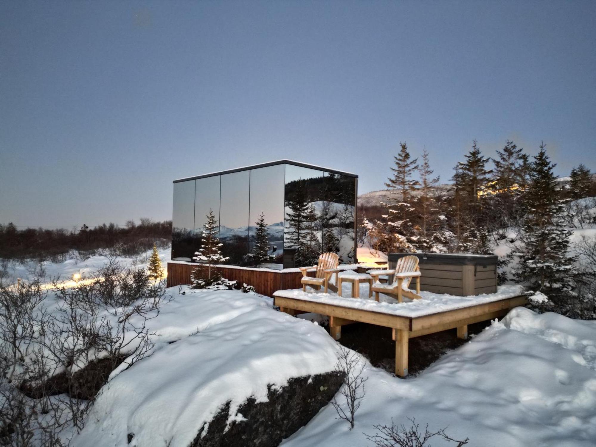 Wonderinn Arctic Utstrand Exteriér fotografie